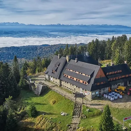 W Gorach- Bacowka U Dudka شاليه *